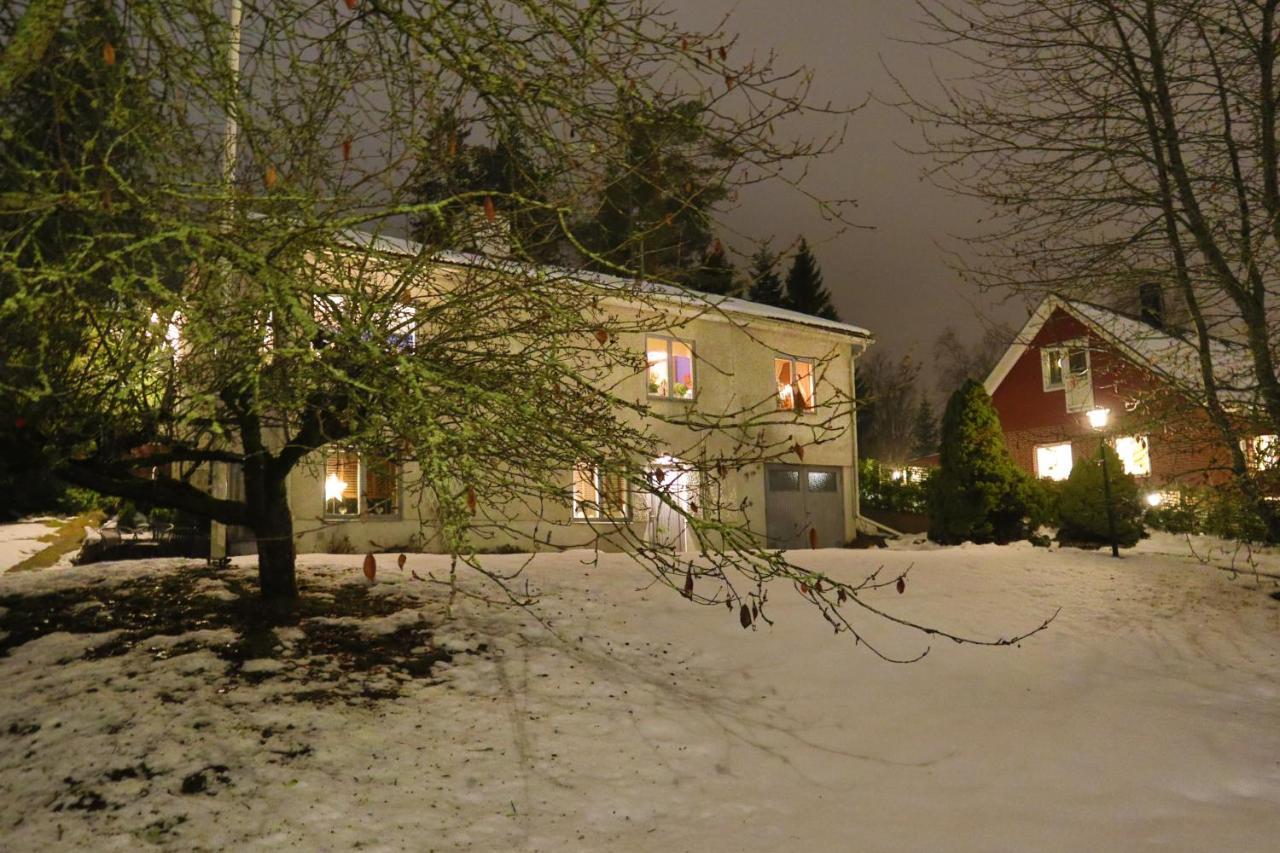 Goete'S B&B Tumba Exterior foto
